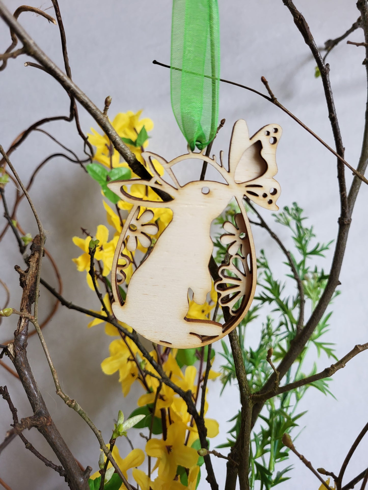 Décoration de Pâques sculptée deux couches