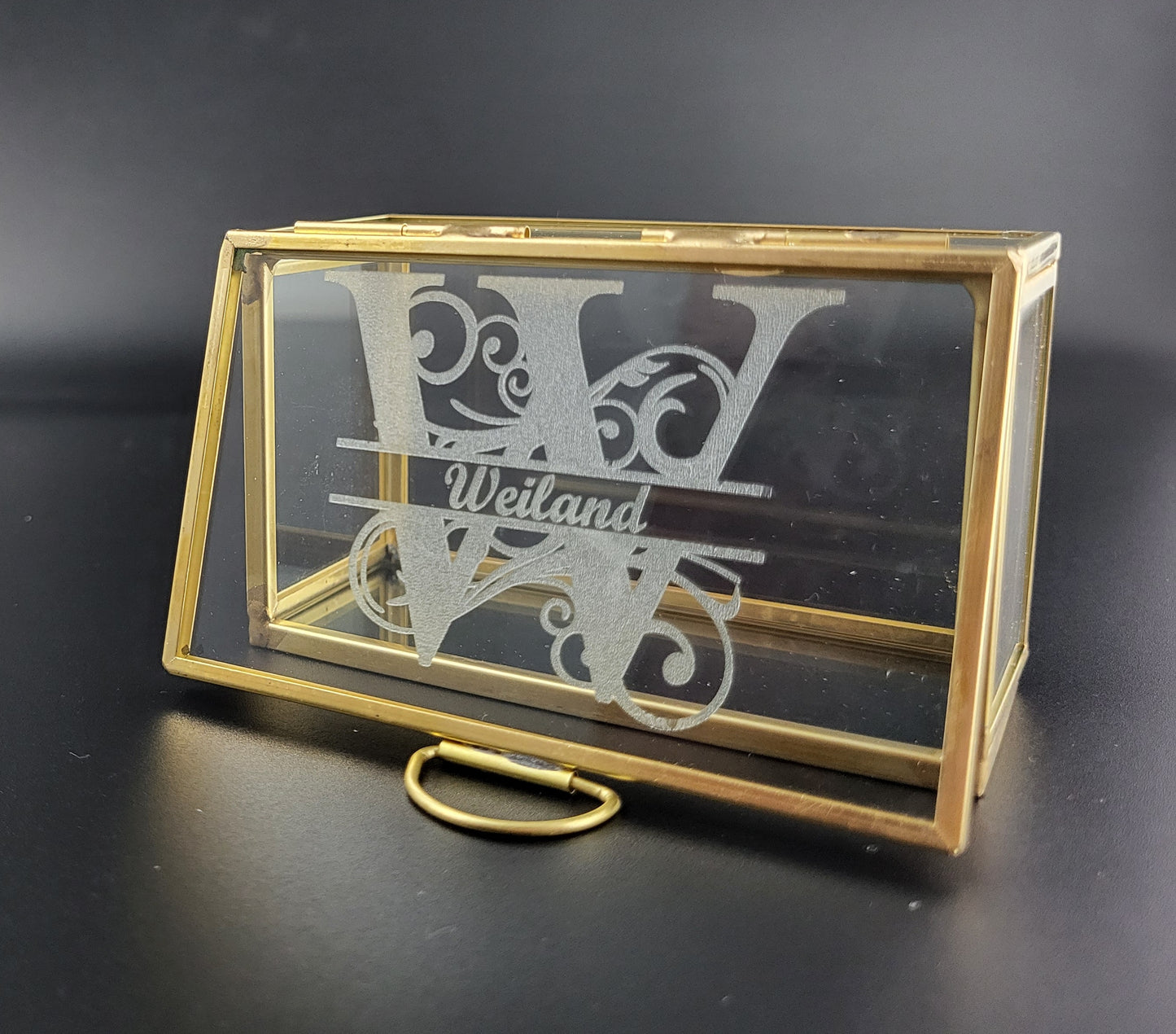 Petite boite a bijoux ou à alliances