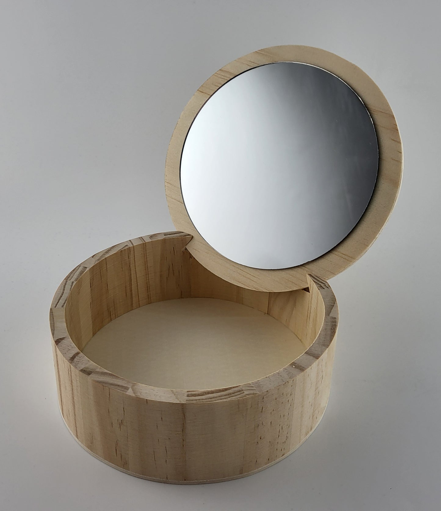 Boîte a bijoux en bois
